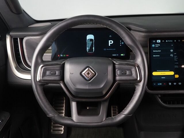 2024 Rivian R1S Adventure Package AWD *QUAD-MOTOR, LARGE BATTERY PACK, SAFETY ALERTS, ADAPTIVE CRUISE, 360 CAMERAS, PANO GLASS ROOF, LEATHER, CLIMATE SEATS, HEATED STEERING, 21 INCH WHEELS, MERIDIAN AUDIO, WIRELESS CHARGING Round Rock TX