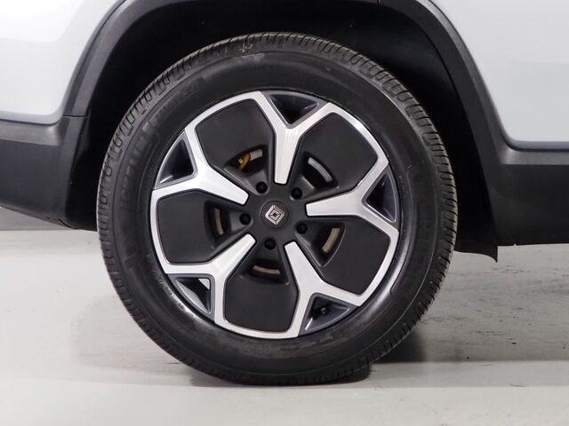 2024 Rivian R1S Adventure Package AWD *QUAD-MOTOR, LARGE BATTERY PACK, SAFETY ALERTS, ADAPTIVE CRUISE, 360 CAMERAS, PANO GLASS ROOF, LEATHER, CLIMATE SEATS, HEATED STEERING, 21 INCH WHEELS, MERIDIAN AUDIO, WIRELESS CHARGING Round Rock TX