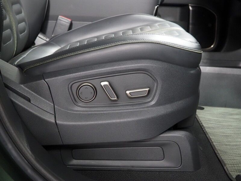 2024 Rivian R1S Adventure Performance Package AWD *DUAL MOTOR, STANDARD PLUS PACK, NAVIGATION, SAFETY ALERTS, ADAPTIVE CRUISE, 360 CAMERAS, PANO GLASS ROOF, LEATHER, CLIMATE SEATS, HEATED STEERING, 22 INCH WHEELS, MERIDIAN AUDIO, WIRELESS CHARGING Round Rock TX