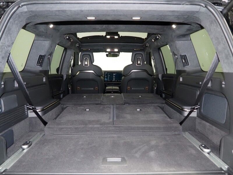 2024 Rivian R1S Adventure Performance Package AWD *DUAL MOTOR, STANDARD PLUS PACK, NAVIGATION, SAFETY ALERTS, ADAPTIVE CRUISE, 360 CAMERAS, PANO GLASS ROOF, LEATHER, CLIMATE SEATS, HEATED STEERING, 22 INCH WHEELS, MERIDIAN AUDIO, WIRELESS CHARGING Round Rock TX