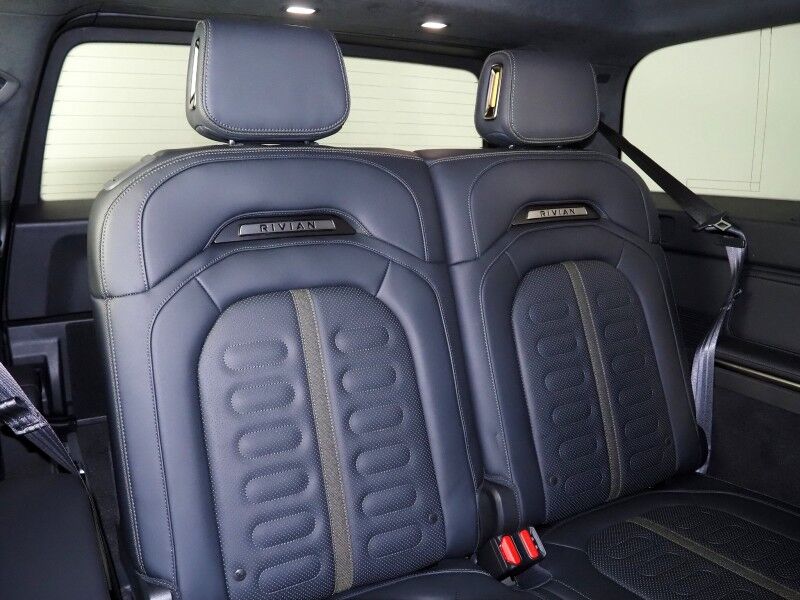 2024 Rivian R1S Adventure Performance Package AWD *DUAL MOTOR, STANDARD PLUS PACK, NAVIGATION, SAFETY ALERTS, ADAPTIVE CRUISE, 360 CAMERAS, PANO GLASS ROOF, LEATHER, CLIMATE SEATS, HEATED STEERING, 22 INCH WHEELS, MERIDIAN AUDIO, WIRELESS CHARGING Round Rock TX