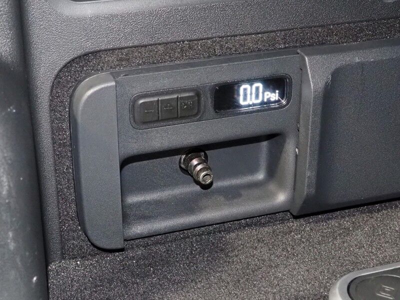 2024 Rivian R1S Adventure Performance Package AWD *DUAL MOTOR, STANDARD PLUS PACK, NAVIGATION, SAFETY ALERTS, ADAPTIVE CRUISE, 360 CAMERAS, PANO GLASS ROOF, LEATHER, CLIMATE SEATS, HEATED STEERING, 22 INCH WHEELS, MERIDIAN AUDIO, WIRELESS CHARGING Round Rock TX