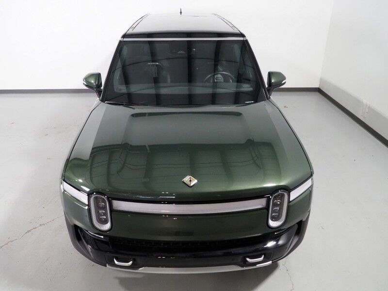 2024 Rivian R1S Adventure Performance Package AWD *DUAL MOTOR, STANDARD PLUS PACK, NAVIGATION, SAFETY ALERTS, ADAPTIVE CRUISE, 360 CAMERAS, PANO GLASS ROOF, LEATHER, CLIMATE SEATS, HEATED STEERING, 22 INCH WHEELS, MERIDIAN AUDIO, WIRELESS CHARGING Round Rock TX