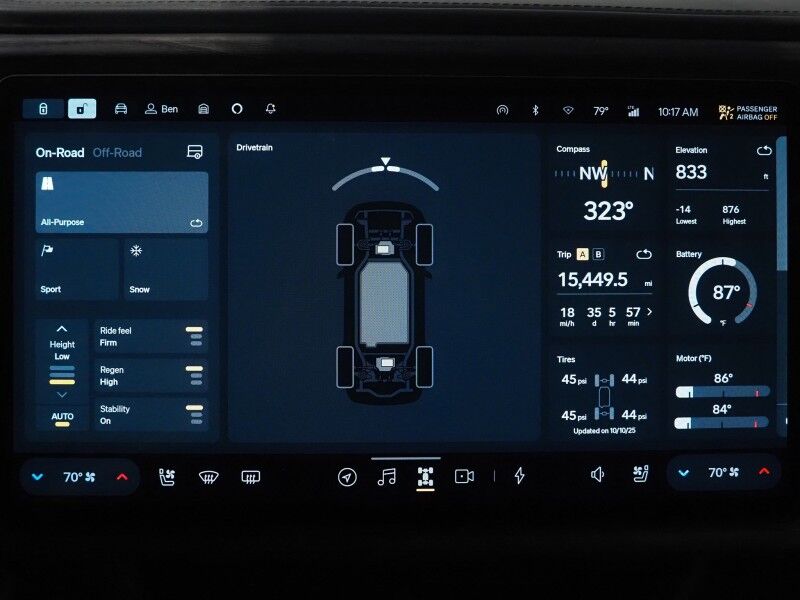 2024 Rivian R1S Adventure Performance Package AWD *DUAL MOTOR, STANDARD PLUS PACK, NAVIGATION, SAFETY ALERTS, ADAPTIVE CRUISE, 360 CAMERAS, PANO GLASS ROOF, LEATHER, CLIMATE SEATS, HEATED STEERING, 22 INCH WHEELS, MERIDIAN AUDIO, WIRELESS CHARGING Round Rock TX
