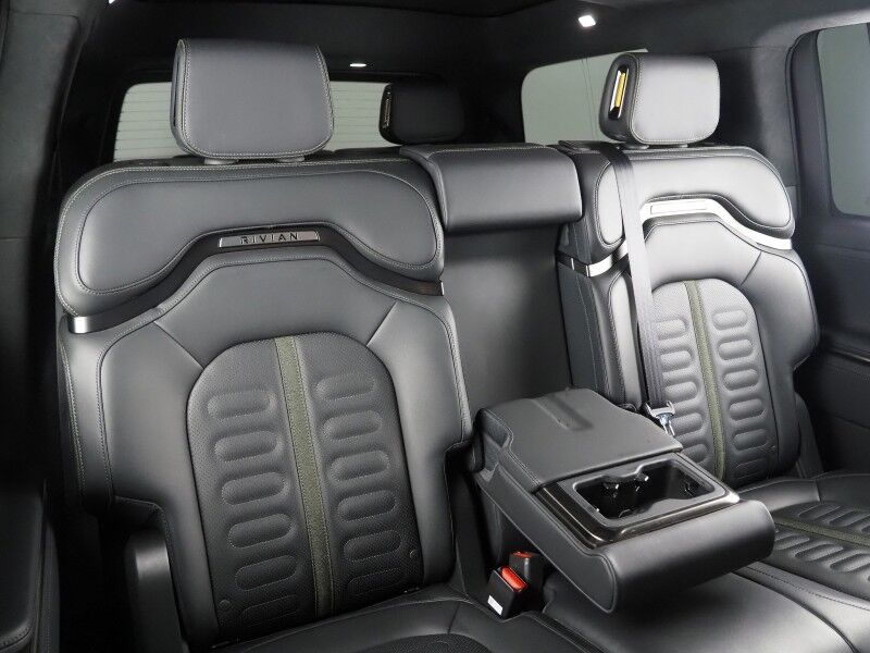 2024 Rivian R1S Adventure Performance Package AWD *DUAL MOTOR, STANDARD PLUS PACK, NAVIGATION, SAFETY ALERTS, ADAPTIVE CRUISE, 360 CAMERAS, PANO GLASS ROOF, LEATHER, CLIMATE SEATS, HEATED STEERING, 22 INCH WHEELS, MERIDIAN AUDIO, WIRELESS CHARGING Round Rock TX