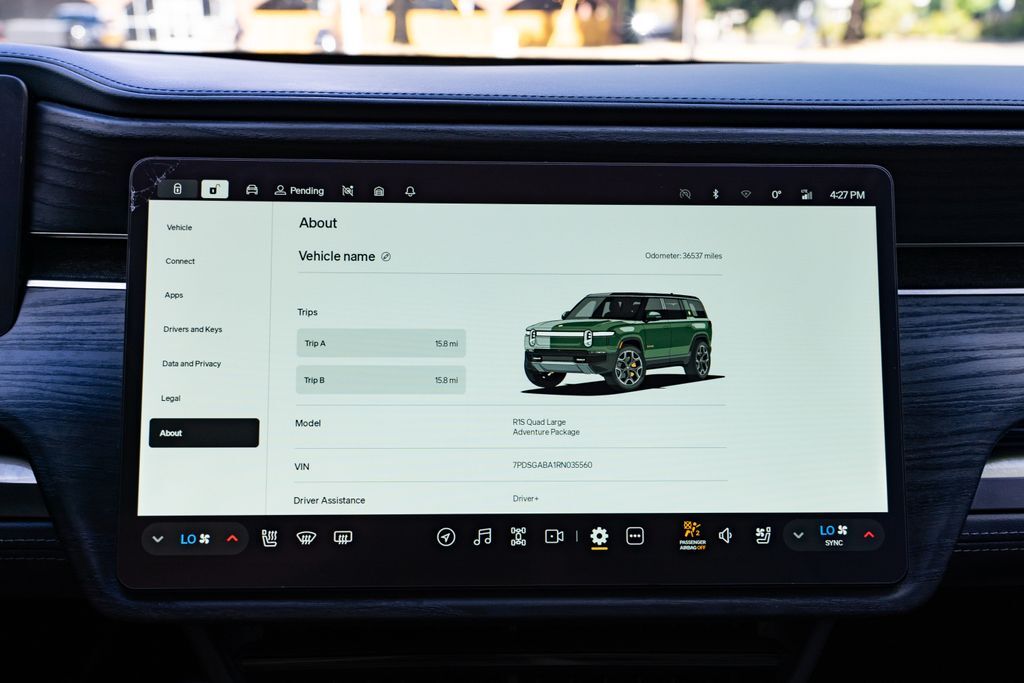 2024 Rivian R1S Adventure Beaverton OR