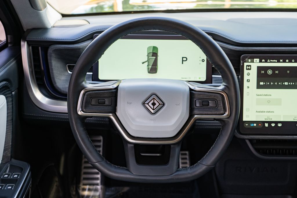 2024 Rivian R1S Adventure Beaverton OR