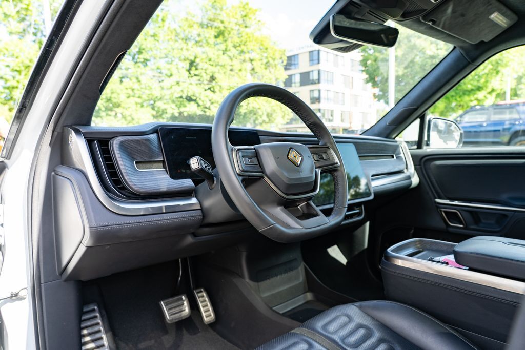 2024 Rivian R1S Adventure Beaverton OR