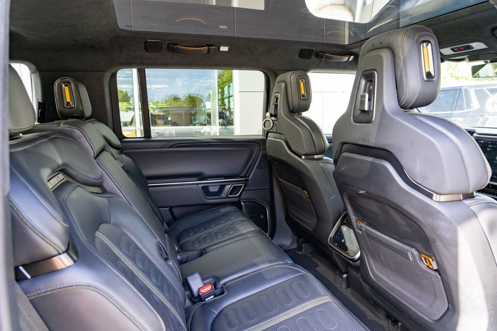 2024 Rivian R1S Adventure Beaverton OR