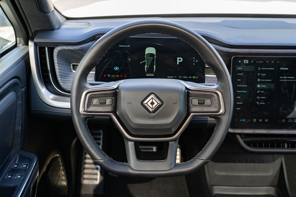 2024 Rivian R1S Adventure Beaverton OR