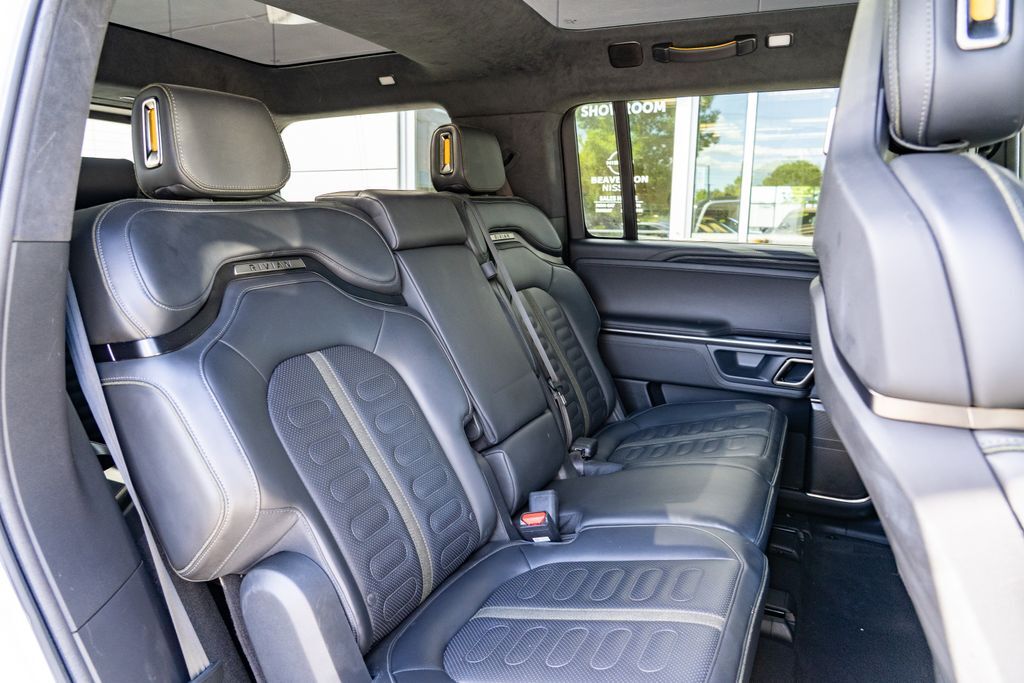 2024 Rivian R1S Adventure Beaverton OR