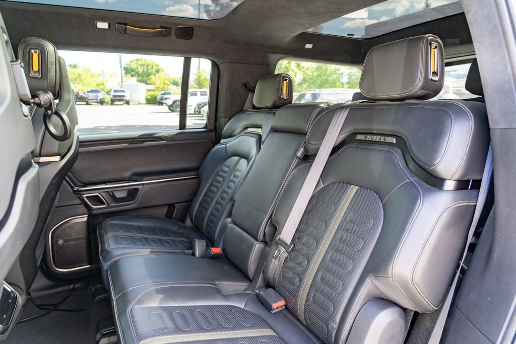 2024 Rivian R1S Adventure Beaverton OR