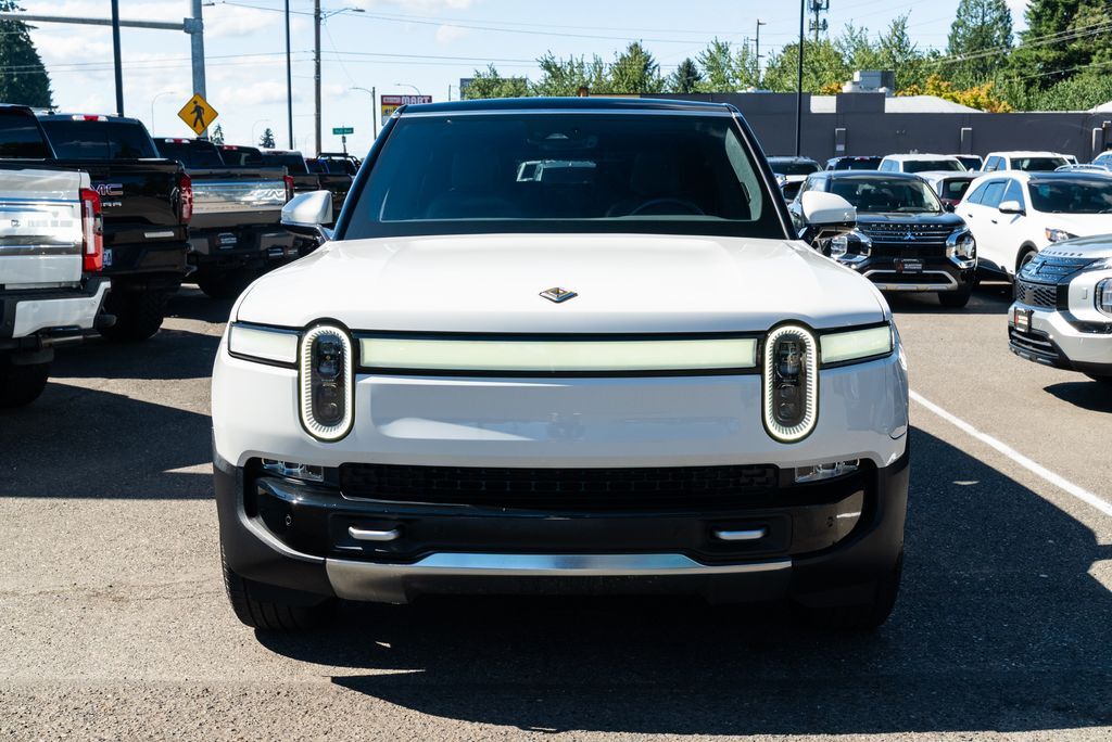 2024 Rivian R1S Adventure Milwaukie OR