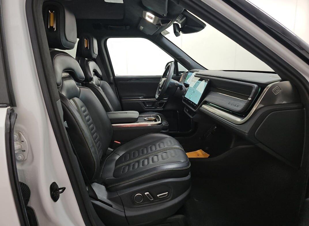 2024 Rivian R1S Adventure Quad Motor Large Pack Portland OR