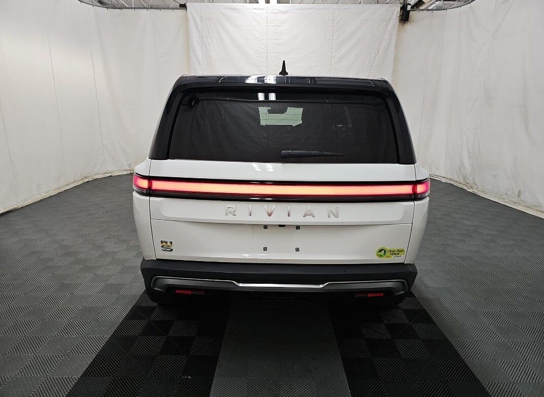 2024 Rivian R1S Adventure Quad Motor Large Pack Portland OR
