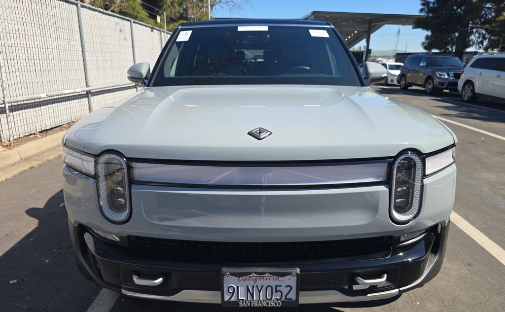 2024 Rivian R1S Adventure Tigard OR