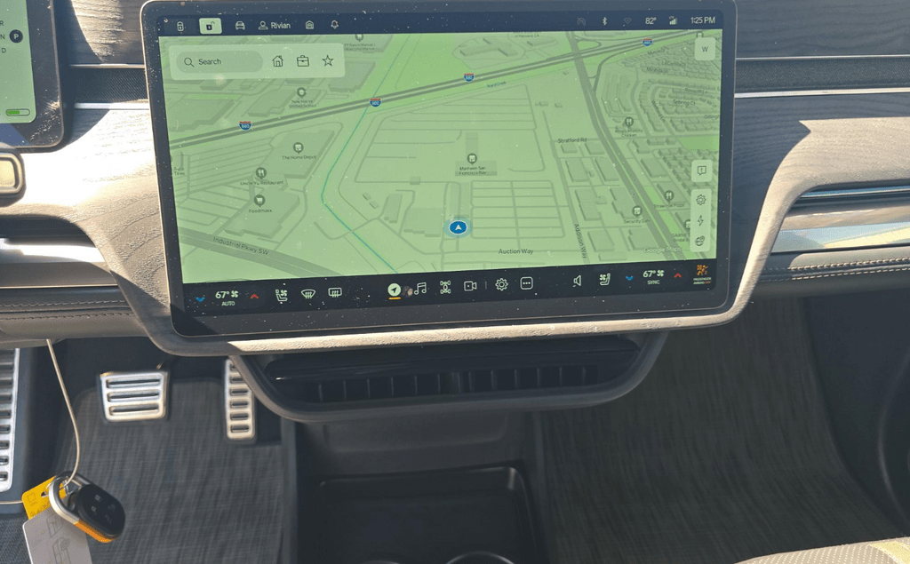 2024 Rivian R1S Adventure Tigard OR