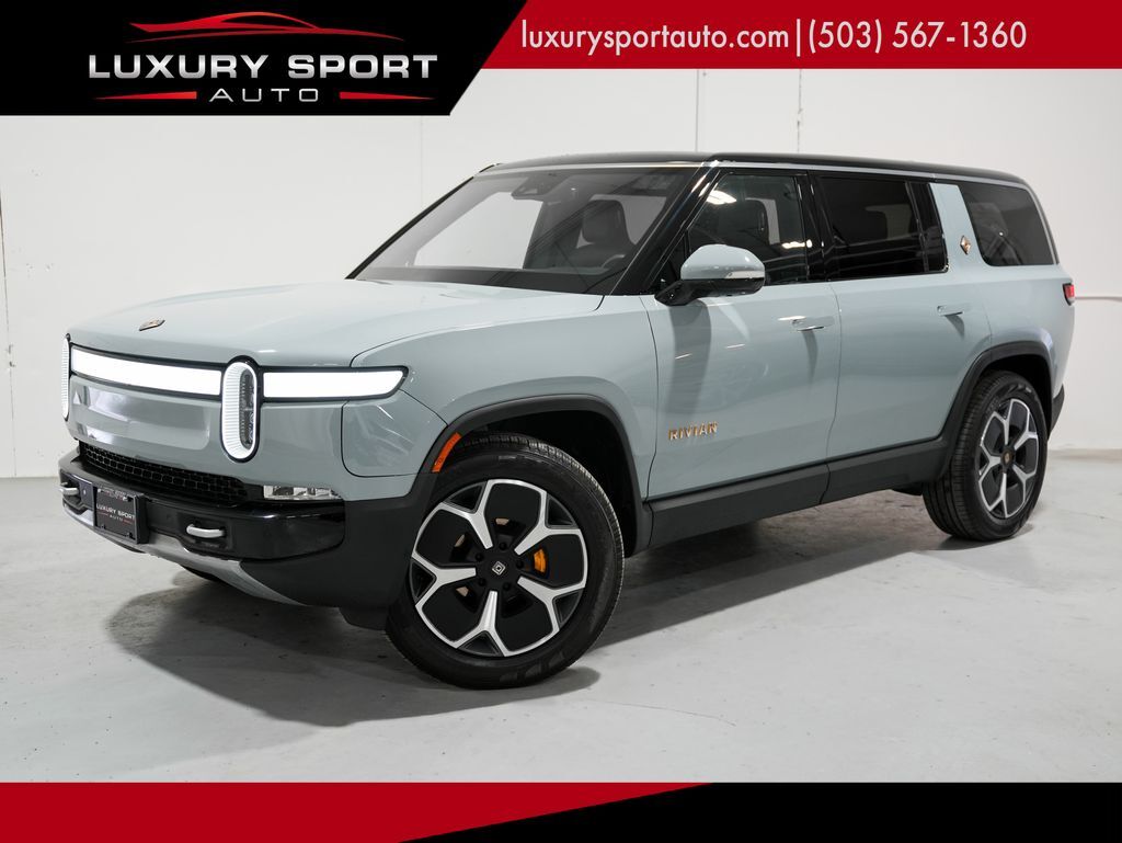 2024 Rivian R1S Adventure