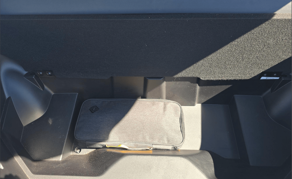 2024 Rivian R1S Adventure Tigard OR