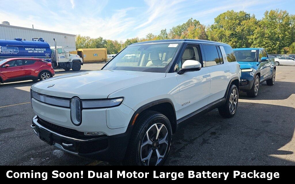 2024 Rivian R1S