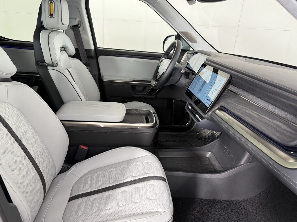 2024 Rivian R1T Adventure Dual-Motor AWD Large Pack Maumee OH