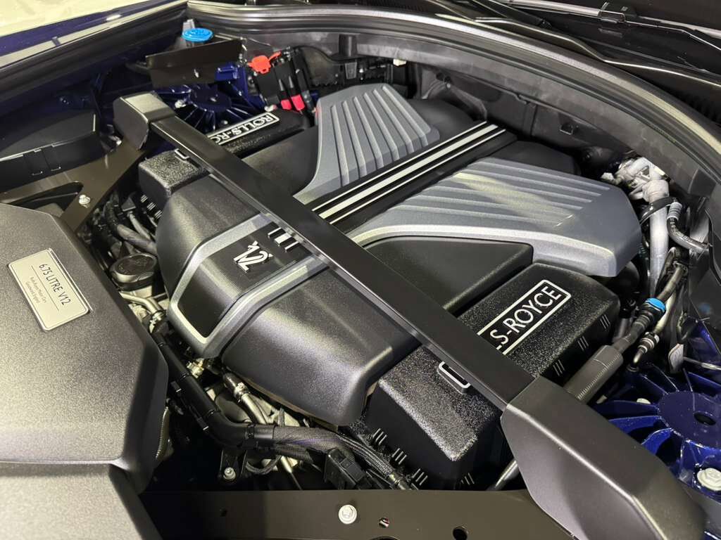 2024 Rolls-Royce Cullinan Black Badge 1/62 Blue Shadow Private Collection, Salamanca Blue paint, Bespoke Audio AND MUCH MORE!! Fort Lauderdale FL