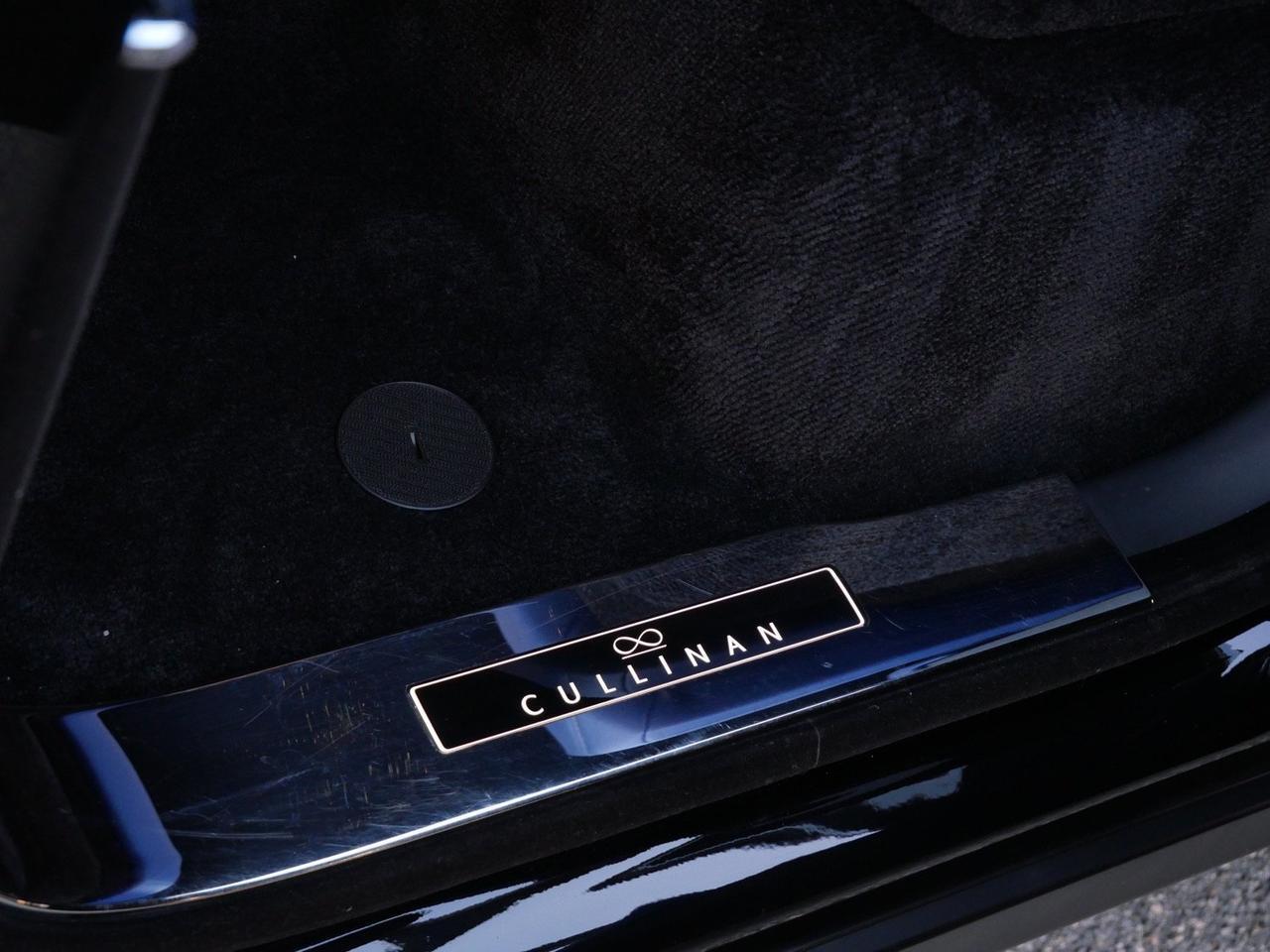 2024 Rolls-Royce Cullinan Black Badge Black Badge Lawrence KS