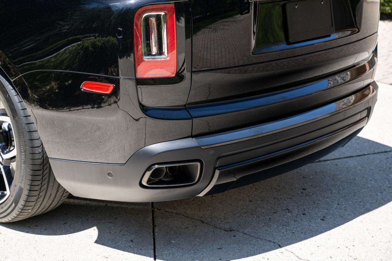 2024 Rolls-Royce Cullinan Black Badge St. Charles  IL