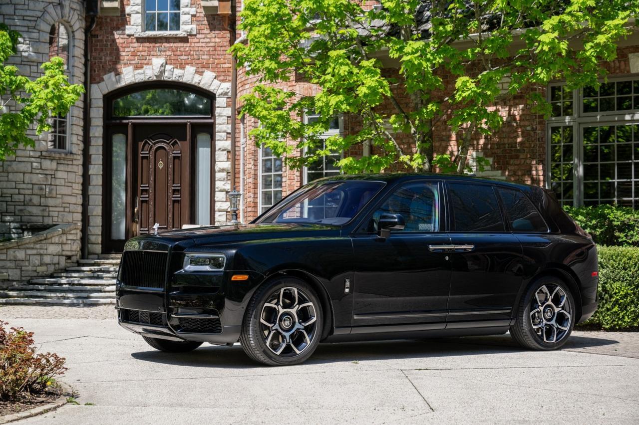 2024 Rolls-Royce Cullinan Black Badge St. Charles  IL