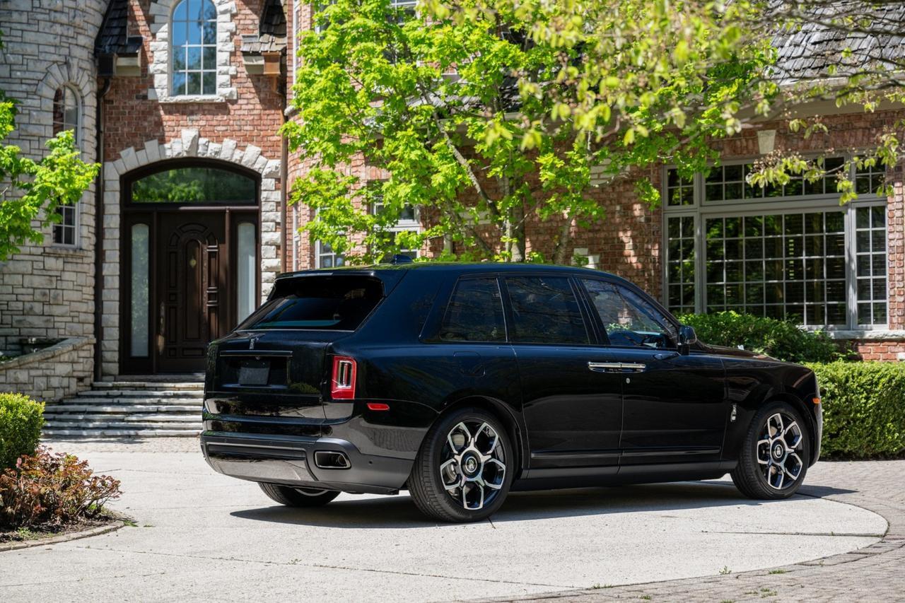 2024 Rolls-Royce Cullinan Black Badge St. Charles  IL