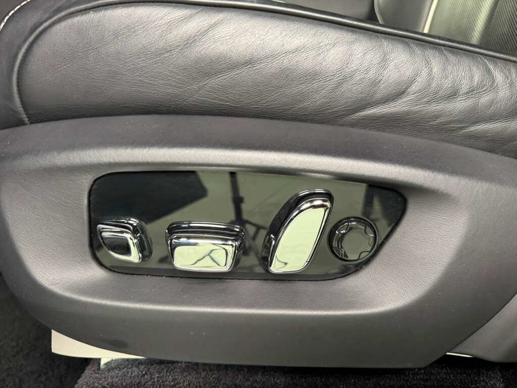 2024 Rolls-Royce Cullinan Base - Photo 36