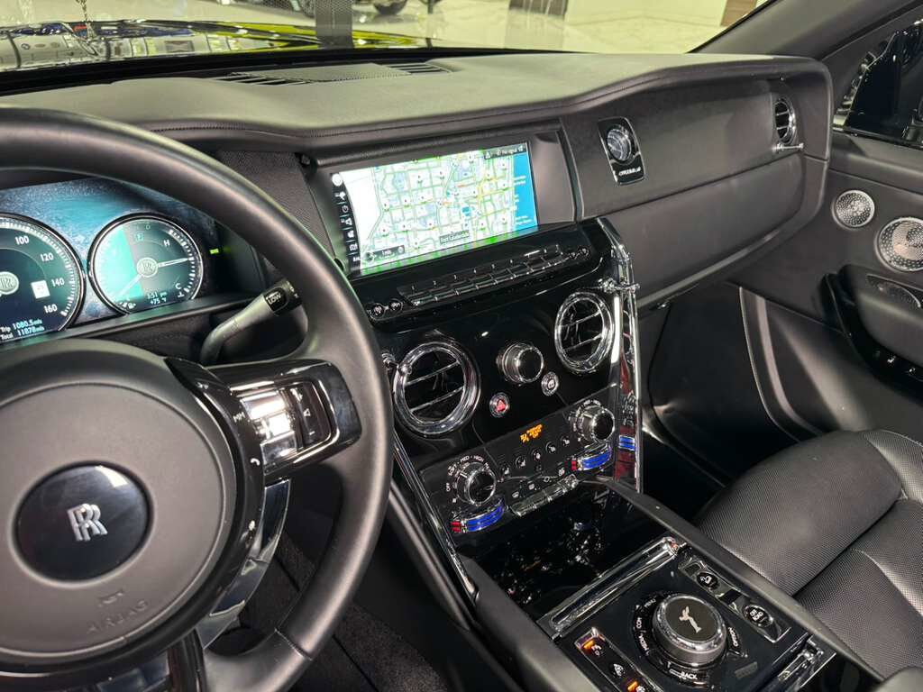 2024 Rolls-Royce Cullinan Black Diamond paint, Bespoke Audio system, shooting star headliner AND MUCH MORE!! Fort Lauderdale FL