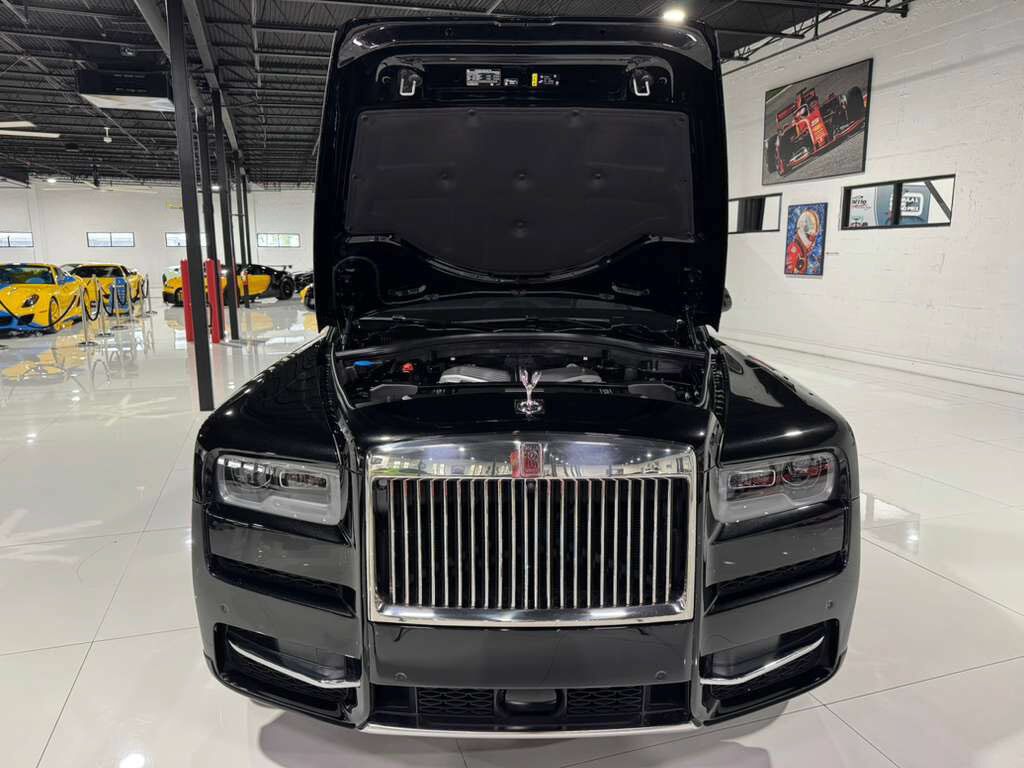 2024 Rolls-Royce Cullinan Black Diamond paint, Bespoke Audio system, shooting star headliner AND MUCH MORE!! Fort Lauderdale FL