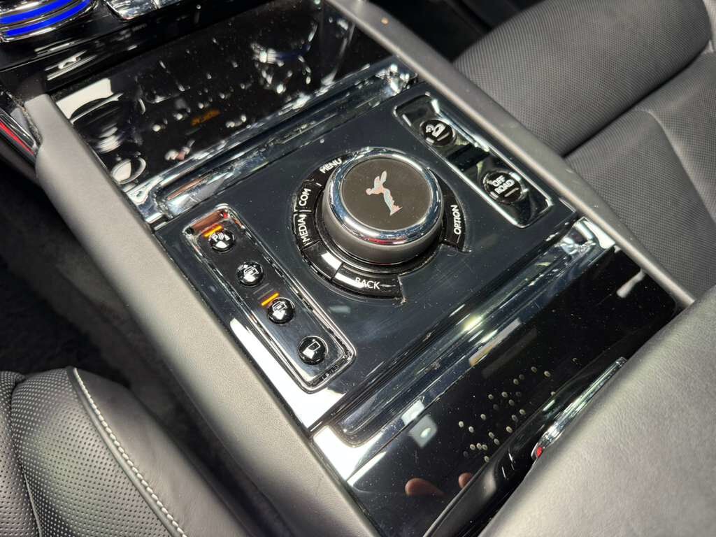 2024 Rolls-Royce Cullinan Base - Photo 29