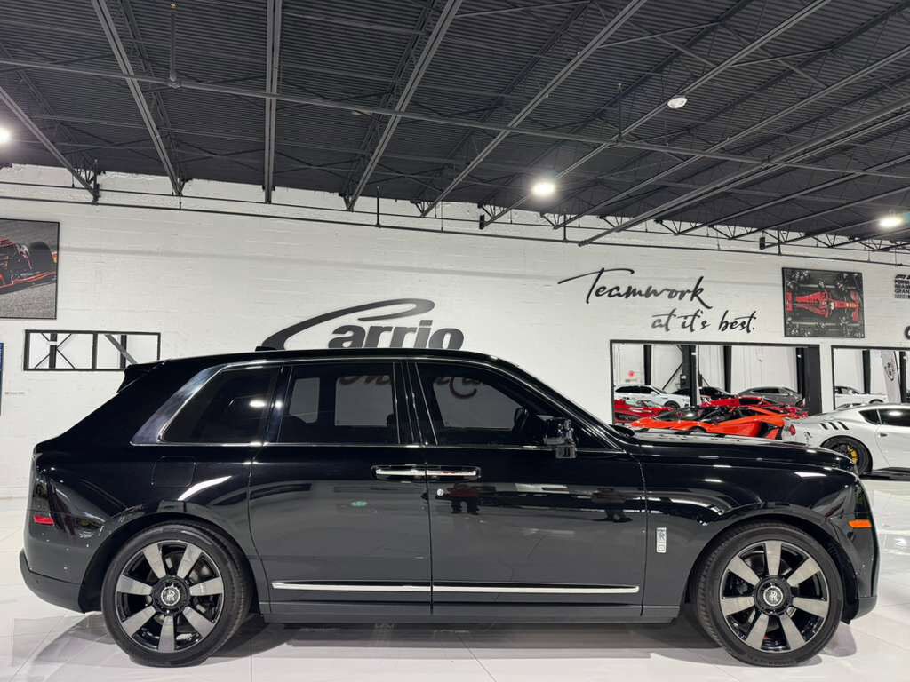 2024 Rolls-Royce Cullinan Black Diamond paint, Bespoke Audio system, shooting star headliner AND MUCH MORE!! Fort Lauderdale FL