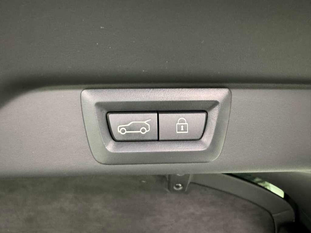 2024 Rolls-Royce Cullinan Black Diamond paint, Bespoke Audio system, shooting star headliner AND MUCH MORE!! Fort Lauderdale FL