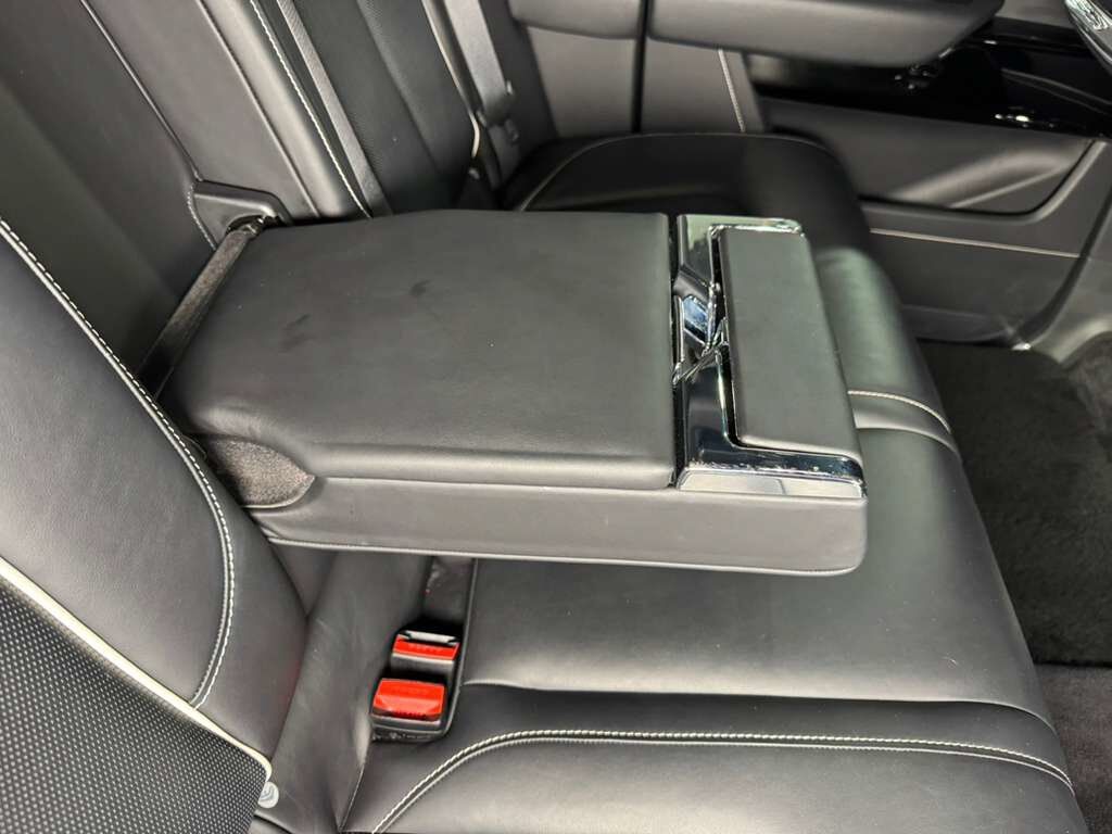 2024 Rolls-Royce Cullinan Base - Photo 14
