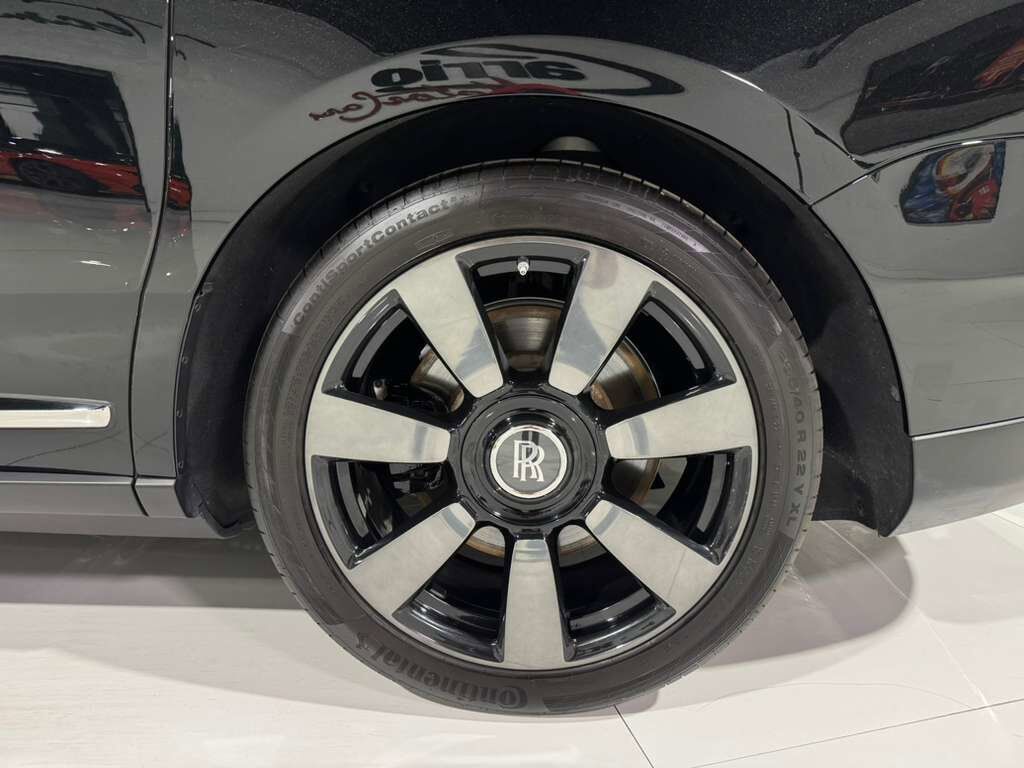 2024 Rolls-Royce Cullinan Black Diamond paint, Bespoke Audio system, shooting star headliner AND MUCH MORE!! Fort Lauderdale FL