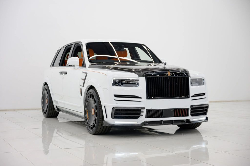 2024 Rolls-Royce Cullinan Mansory