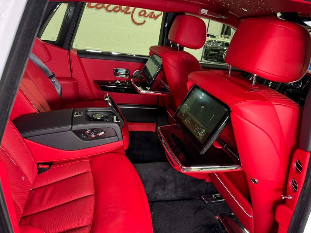 2024 Rolls-Royce Phantom Series II, Bespoke Audio, illuminated Spirit of Ecstasy, shooting star headliner AND MUCH MORE!! Fort Lauderdale FL