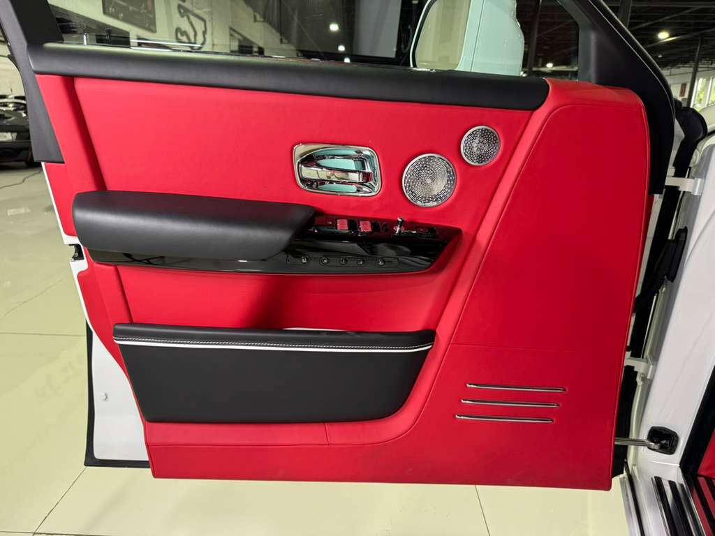 2024 Rolls-Royce Phantom Series II, Bespoke Audio, illuminated Spirit of Ecstasy, shooting star headliner AND MUCH MORE!! Fort Lauderdale FL