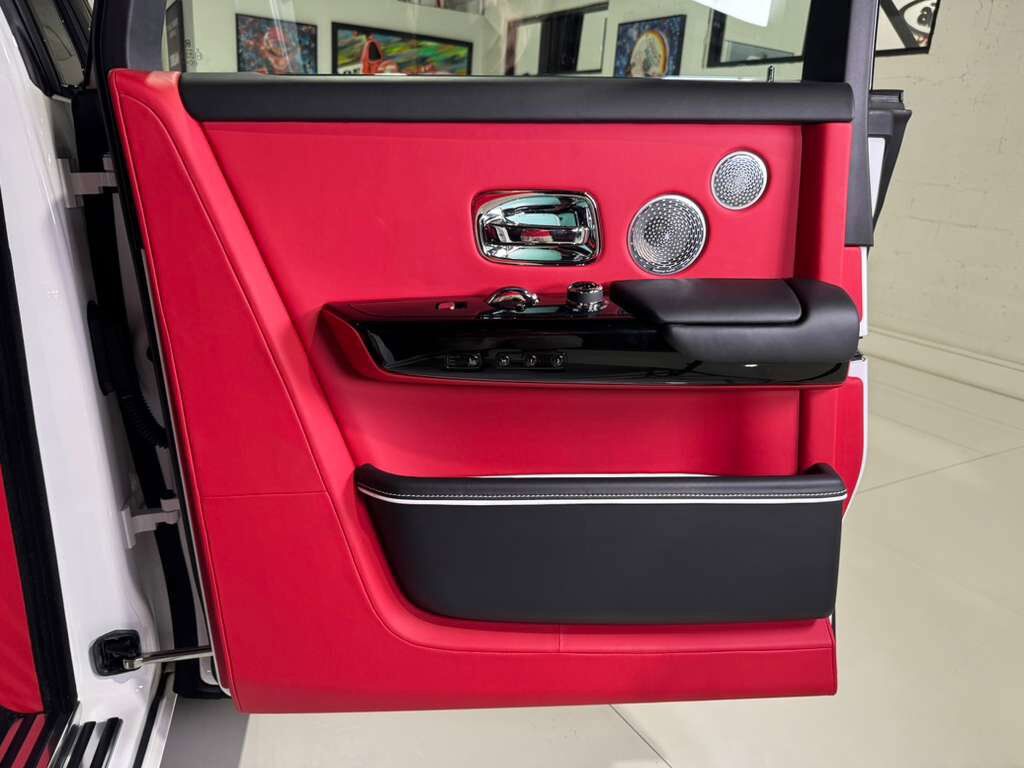 2024 Rolls-Royce Phantom Series II, Bespoke Audio, illuminated Spirit of Ecstasy, shooting star headliner AND MUCH MORE!! Fort Lauderdale FL