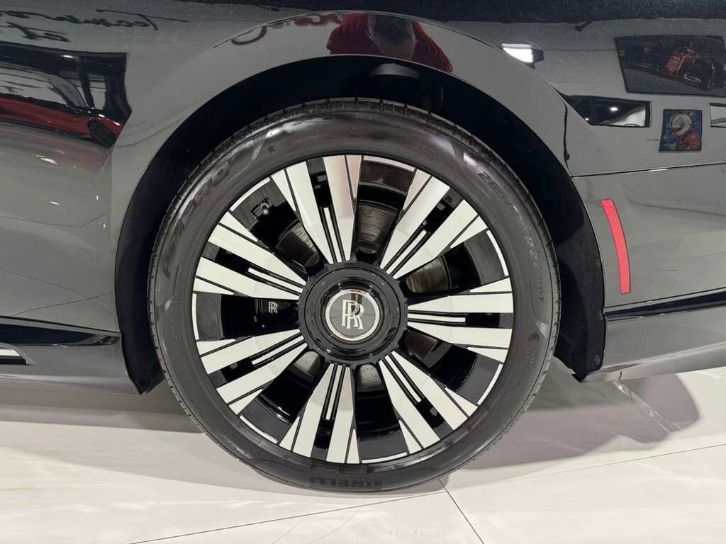 2024 Rolls-Royce Spectre Black Diamond paint, Mandarin interior, starlight doors AND MUCH MORE!!! Fort Lauderdale FL