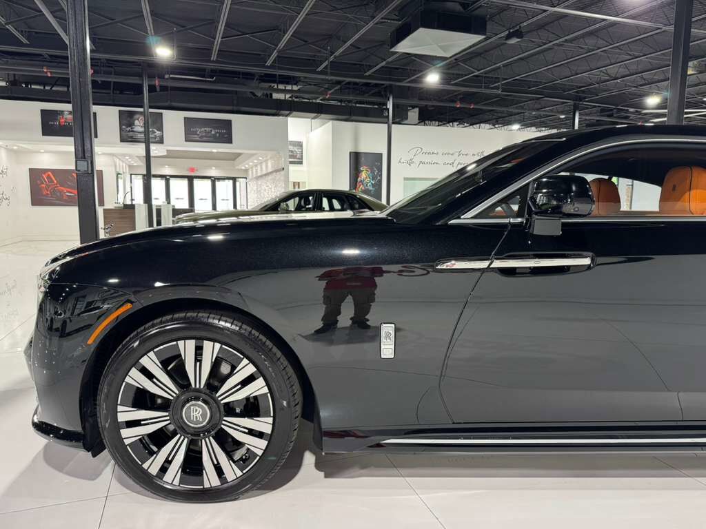 2024 Rolls-Royce Spectre Black Diamond paint, Mandarin interior, starlight doors AND MUCH MORE!!! Fort Lauderdale FL