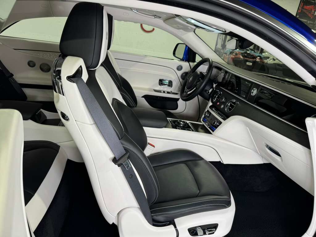 2024 Rolls-Royce Spectre Salamanca Blue paint, Bespoke interior, Bespoke Audio system, starlight headliner & MUCH MORE!! Fort Lauderdale FL