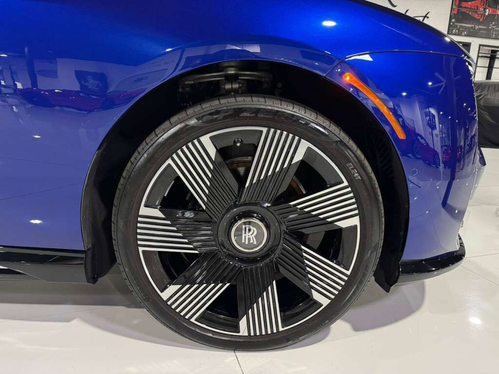 2024 Rolls-Royce Spectre Salamanca Blue paint, Bespoke interior, Bespoke Audio system, starlight headliner & MUCH MORE!! Fort Lauderdale FL