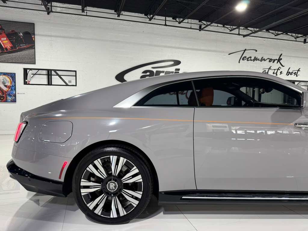 2024 Rolls-Royce Spectre Tempest Grey paint, Mandarin coachline, Mandarin interior, shooting star headliner AND MUCH MORE!!! Fort Lauderdale FL