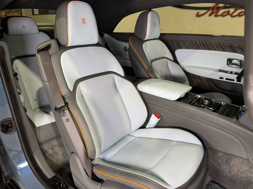 2024 Rolls-Royce Spectre Wittering Blue paint,hand-painted coachline,Bespoke Audio system,shooting star headliner & MORE!! Fort Lauderdale FL