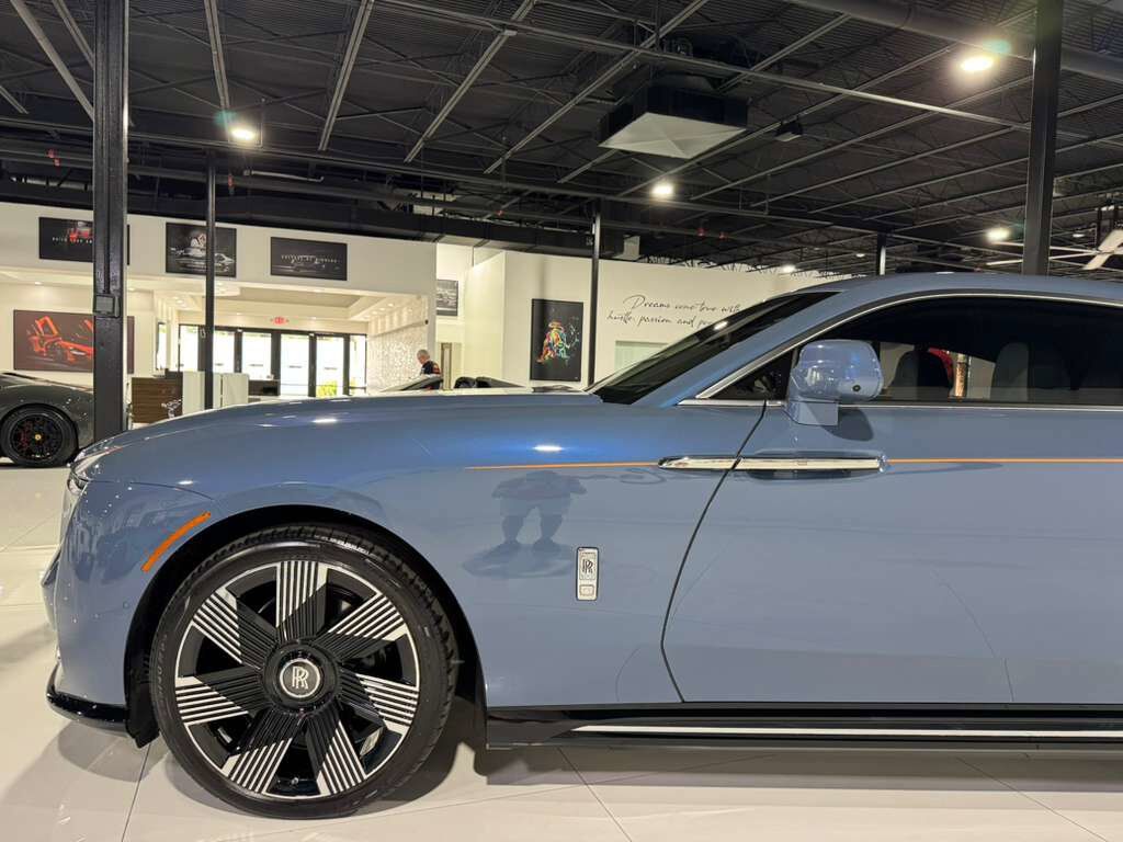 2024 Rolls-Royce Spectre Wittering Blue paint,hand-painted coachline,Bespoke Audio system,shooting star headliner & MORE!! Fort Lauderdale FL