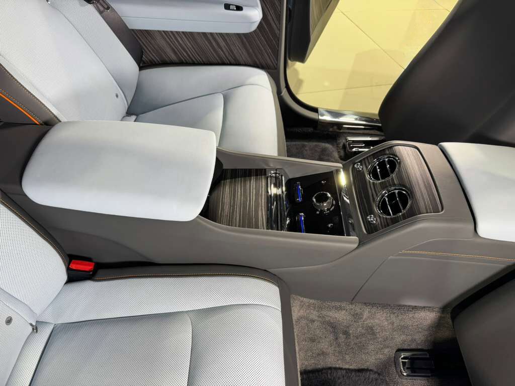 2024 Rolls-Royce Spectre Wittering Blue paint,hand-painted coachline,Bespoke Audio system,shooting star headliner & MORE!! Fort Lauderdale FL